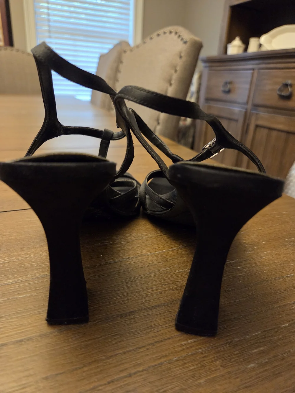 Fioni Black Strappy Heeled Sandals Size 10